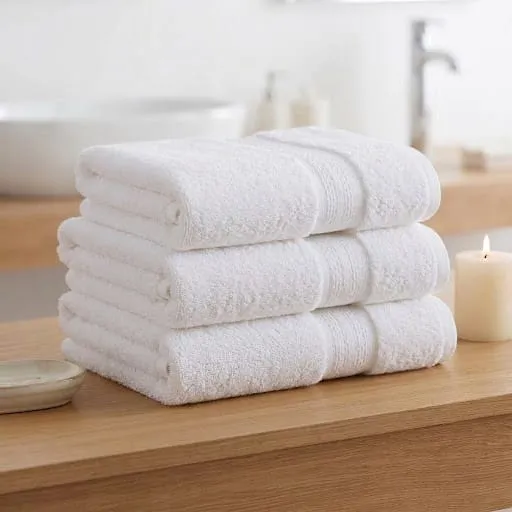 8003 Bath Towel 70cm x 130cm - Image 1