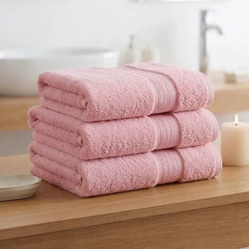 8004 Bath Towel 70cm x 130cm - Image 1